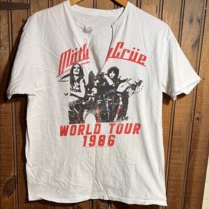 Torn Mötley Crüe World Tour 1986 T-Shirt